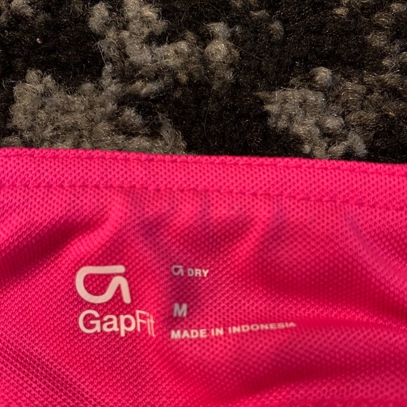 Pink GapFit skirt with ruffle back!! - Picture 3 of 3